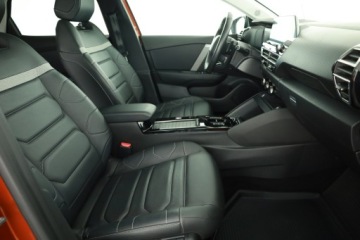 Citroen C4 III SUV 1.2 PureTech 156KM 2021 Citroen C4 1.2 PureTech, Salon Polska, zdjęcie 6