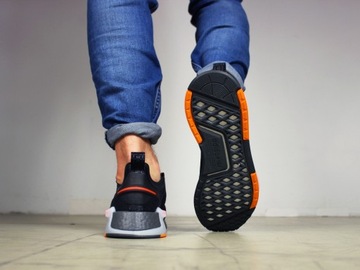 Мужская обувь Adidas NMD V3 ORIGINAL черные удобные спортивные кроссовки BOOST