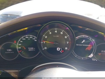 Porsche Panamera II Liftback 3.0 330KM 2018 Porsche Panamera 4 2018 3.0l 3.0 Benzyna 330KM, zdjęcie 10