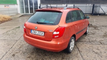 Skoda Fabia II Kombi 1.6 i 16V 105KM 2009 SKODA FABIA II AUTOMAT Combi (545) 1.6 105 KM, zdjęcie 9