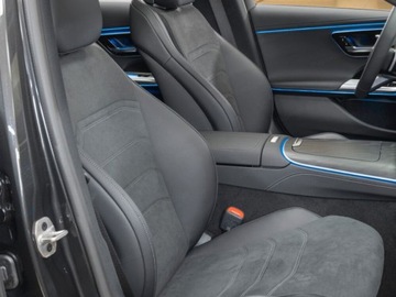 Mercedes Klasa E W214 All-Terrain 2.0 220d 197KM 2024 220 d 4-Matic AMG Estate Combi 2.0 (197KM) 2024, zdjęcie 11
