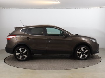 Nissan Qashqai II Crossover 1.2 DIG-T 115KM 2016 Nissan Qashqai 1.2 DIG-T, Salon Polska, Navi, zdjęcie 5