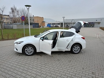 Mazda 3 III Hatchback Facelifting 2.0 SKYACTIV-G 120KM 2017 Mazda 3 Biała Perła Full LED Skóra Bose Kamera Navi, zdjęcie 11