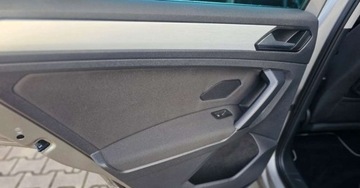 Volkswagen Tiguan II SUV 1.5 TSI EVO 150KM 2019 Volkswagen Tiguan Highline DSG Gwarancja, zdjęcie 13