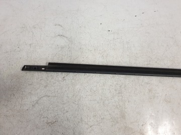 OPEL ASTRA H COMBI НАКЛАДКА ПРАВАЯ ДВЕРНАЯ