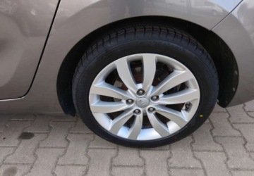 Kia Carens IV Minivan 1.6 GDI 135KM 2016 Kia Carens Kia Carens 1.6 GDI XL 7os EU6 1.6 Benzyna 135KM, zdjęcie 23