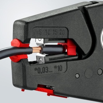 Индикатор напряжения аккумулятора. Защита аккумулятора Battery Guard.