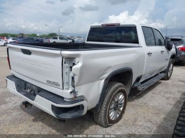 Chevrolet Silverado II 2020 Chevrolet Silverado 2020r., 4x4, 6.6L 6.6 Diesel 445KM, zdjęcie 3