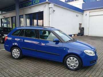 Skoda Fabia II Kombi 1.2 70KM 2008 Skoda Fabia 1.2 Combi PROSTA benzyna KLIMATYZACJA 157 tys. przebiegu 1.2, zdjęcie 24
