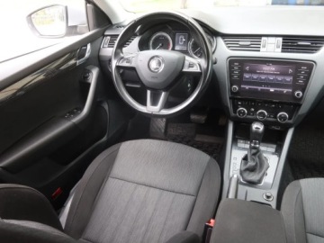 Skoda Octavia III Liftback Facelifting 1.5 TSI ACT 150KM 2019 Skoda Octavia 1.5 TSI, Salon Polska, DSG, Klima, zdjęcie 6