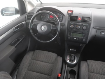 Volkswagen Touran I 1.9 TDI 105KM 2004 VW Touran 1.9 TDI, DSG, Klima, Klimatronic,ALU, zdjęcie 6
