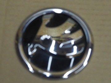 ЭМБЛЕМА КАПОТА SKODA KODIAQ ОРИГИНАЛ 565853621B