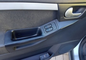 Opel Meriva I 1.4 TWINPORT ecoFLEX 90KM 2006 Opel Meriva Serwisowany 1.4 Benzyna 90KM, zdjęcie 9