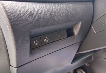 Peugeot 2008 II e-SUV Elektryczny 50kWh 136KM 2023 Peugeot 2008 e-2008 GT SalonPL FVat Od Reki Bogata Wersja Elektryczny, zdjęcie 20
