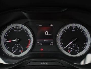 Skoda Karoq Crossover 1.6 TDI 115KM 2019 Skoda Karoq 1.6 TDI, Salon Polska, 1. Właściciel, zdjęcie 10