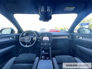 Volvo XC40 Crossover Facelifting 2.0 B3 163KM 2024 Volvo XC 40 XC40 B3 Plus Dark Pakiet Driver Assist, zdjęcie 13