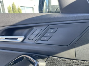 BMW X1 U11 Crossover Plug-In 1.5 30e 326KM 2024 BMW X1 Xdrive PHEV Kamera Skóra Pamięć Virtual, zdjęcie 15