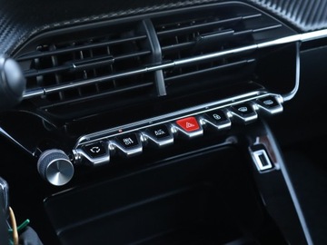 Peugeot 208 II Hatchback 1.2 PureTech 75KM 2020 Peugeot 208 1.2 PureTech, Salon Polska, zdjęcie 15