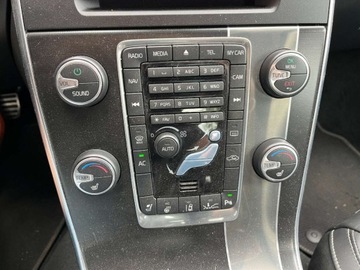 Volvo S60 II 2013 Volvo S60 3.0 benzyna 329 KM automat R - Design zarej w PL zadbany, zdjęcie 14