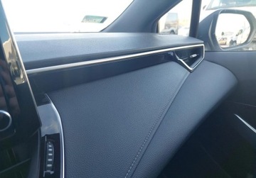 Toyota Corolla XII Hatchback 1.8 Hybrid 122KM 2019 Toyota Corolla GwarancjaKamera Cofania, cyfrowe zegary, Bezwypadkowa, Salo, zdjęcie 24