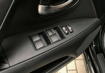 Toyota Avensis III Sedan Facelifting 2015 1.8 Valvematic 147KM 2015 Toyota Avensis Toyota Avensis 1.8 Premium 1.8 Benzyna 147KM, zdjęcie 28