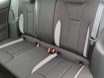 Skoda Kamiq Crossover Facelifting 1.5 TSI 150KM 2025 SKODA Kamiq Edition 130 1.5 TSI Suv 150KM 2025, zdjęcie 7