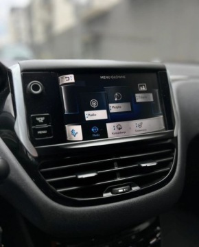 Peugeot 208 I Hatchback 3d 1.2 VTI 82KM 2013 Peugeot 208 Czujniki Parkowania Climatronic Alu Warszawa 1.2 Benzyna 82KM, zdjęcie 17