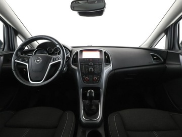 Opel Astra J Sports Tourer Facelifting 1.4 Turbo ECOTEC 140KM 2015 Opel Astra 1.4T Style Klimatyzacja Tempomat Navi, zdjęcie 14