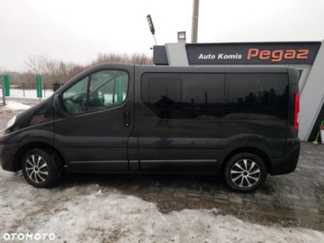 Opel Vivaro A Van z pojedynczą kabiną L1 2.0 CDTI 115KM 2013 Opel Vivaro Opel Vivaro Life Cosmo L1H1 2.0 Diesel 115KM, zdjęcie 1