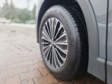 Volkswagen Tiguan II SUV Facelifting 1.5 TSI 150KM 2024 Volkswagen Tiguan serwis ASO 1.5TSI 150KM bezwypadkowy pakiety MatrixLED A, zdjęcie 10