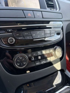 Peugeot 508 I SW Facelifting 1.6 e-THP 165KM 2016 Peugeot 508 Sedan 1.6 Benzyna 165 KM Active LED NAVI SALON PL 1.6, zdjęcie 13