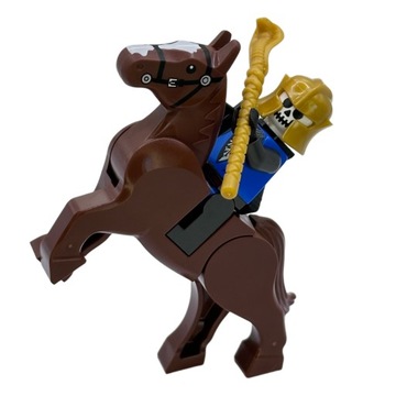 LEGO figurka Halloween jeździec na koniu Black Falcon na koniu rycerz