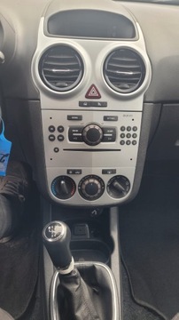 Opel Corsa D Hatchback 1.2 Twinport ECOTEC 85KM 2011 Opel Corsa D 2011r. 1,2i/86KM Klima Alu Elektryka, zdjęcie 6