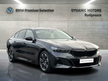 BMW Seria 5 G90-91 2025 BMW 520 BMW 520d xDrive M Pro Iconic Glow Harmann/, zdjęcie 6