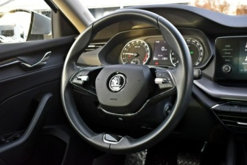 Skoda Octavia IV Kombi 2.0 TDI 150KM 2023 Škoda Octavia Skoda Octavia Bezwypadkowy / Salon, zdjęcie 17