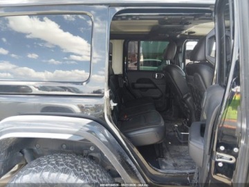 Jeep Wrangler IV 2023 Jeep Wrangler 4-Door Rubicon 392 4x4 2023 6.4 Benzyna 470KM, zdjęcie 13