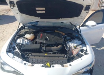 Alfa Romeo Giulia II 2018 Alfa Romeo Giulia 2018r., Awd, 2L, od ubezpieczalni 2.0 Benzyna 284KM, zdjęcie 13