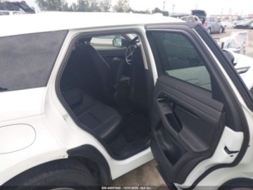 Land Rover Range Rover Evoque II 2022 Land Rover Range Rover Evoque 2022 Land Rover Range Rover Evoque S AWD 2.0, zdjęcie 12