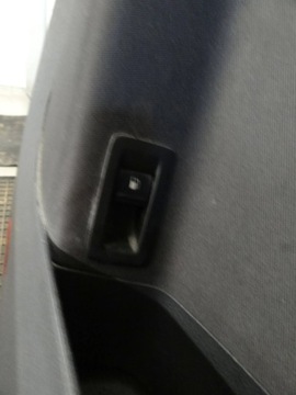 VW TOURAN II 2013 ОБИВКА БОКОВОЙ ДВЕРИ ЛЕВАЯ ПЕРЕДНЯЯ