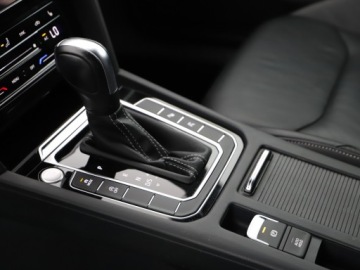 Volkswagen Arteon Fastback Facelifting 2.0 TSI 280KM 2021 Volkswagen Arteon Shooting Brake 2.0 TSI 280km 4mo, zdjęcie 8