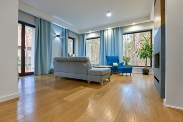 ДУБОВАЯ ДОСКА СЛОИСТОГО ПОЛА, ЛАК АМАРИЛЛО