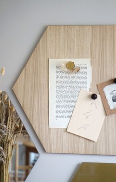 RÓŻANA heksagonalna TABLICA MAGNETYCZNA 21x24 NAGA