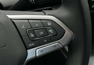 Volkswagen Golf VIII Hatchback 1.5 TSI EVO 130KM 2021 Volkswagen Golf Life Pakiety, ACC, Podgrzewane fotele, Podgrzewana kierow, zdjęcie 21