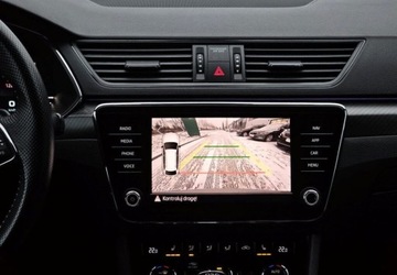 Skoda Superb III Kombi Facelifting 2.0 TSI 190KM 2020 Skoda Superb Sportowe fotele - Grzana szyba - Kierownica - Fotele - Faktur, zdjęcie 17