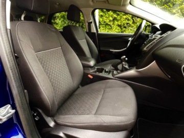Ford Focus III Sedan Facelifting 1.0 EcoBoost 100KM 2014 Ford Focus 1,0 benzyna 100 Koni Nowy rozrzad Oplacony Benzyna 100KM, zdjęcie 30