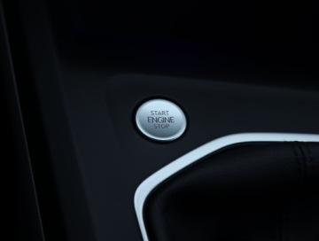 Volkswagen Golf VIII Hatchback 1.0 TSI 110KM 2021 VW Golf 1.0 TSI, Salon Polska, Klima, Klimatronic, zdjęcie 17