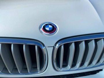 BMW 50 Jahre M ЛОГОТИП Ø 82 мм Крышка капота 2x РУКАВА