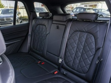 BMW X5 G05 SUV Facelifting 3.0 30d 298KM 2026 BMW X5 xDrive30d Sport Suv 3.0 (298KM) 2026, zdjęcie 18