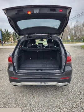 Mercedes GLC C253 SUV Plug-In 2.0 300de 306KM 2020 Mercedes-Benz GLC 2.0 Hybryda Plug-in 306KM AMG 2020r, zdjęcie 8