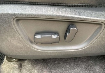 Mitsubishi L200 V Double Cab 2.4  181KM 2018 Mitsubishi L200 2.5 180 KM 2018 rok 2.4 Diesel 181KM, zdjęcie 8